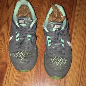 Women’s Nike shoes